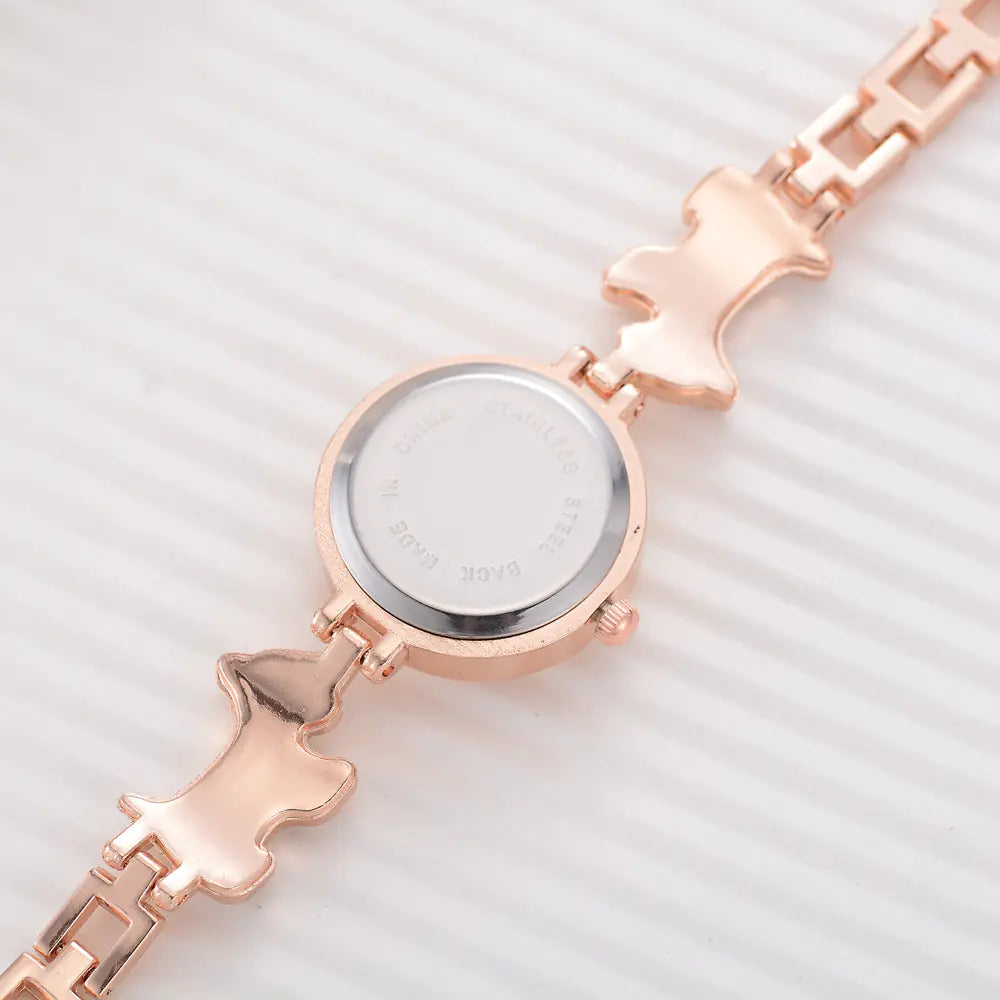 Fashionable Round Alloy Bracelet Watch with Diamonds